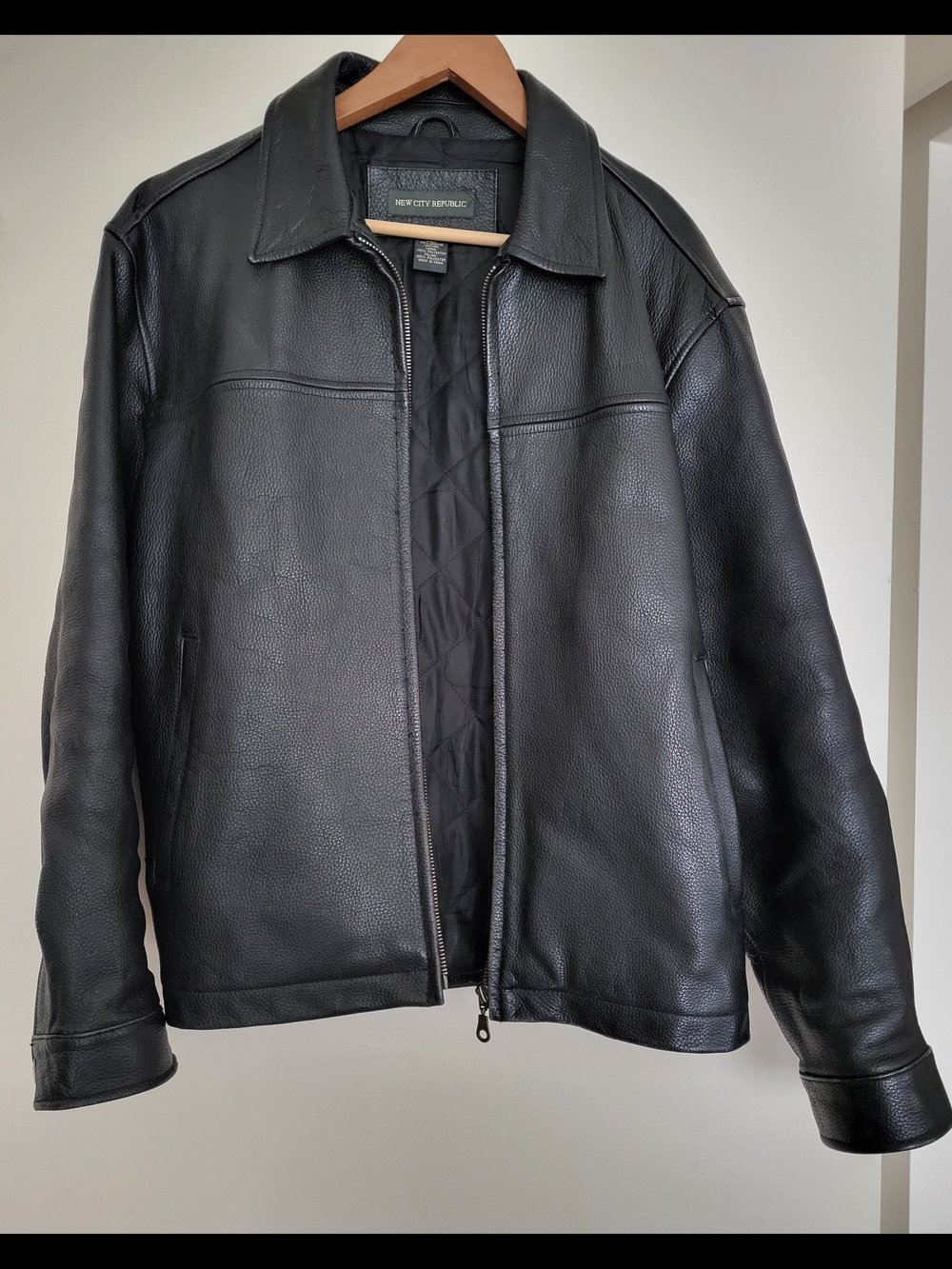 New CITY Republic Men's Black Leather Bomber Jacket